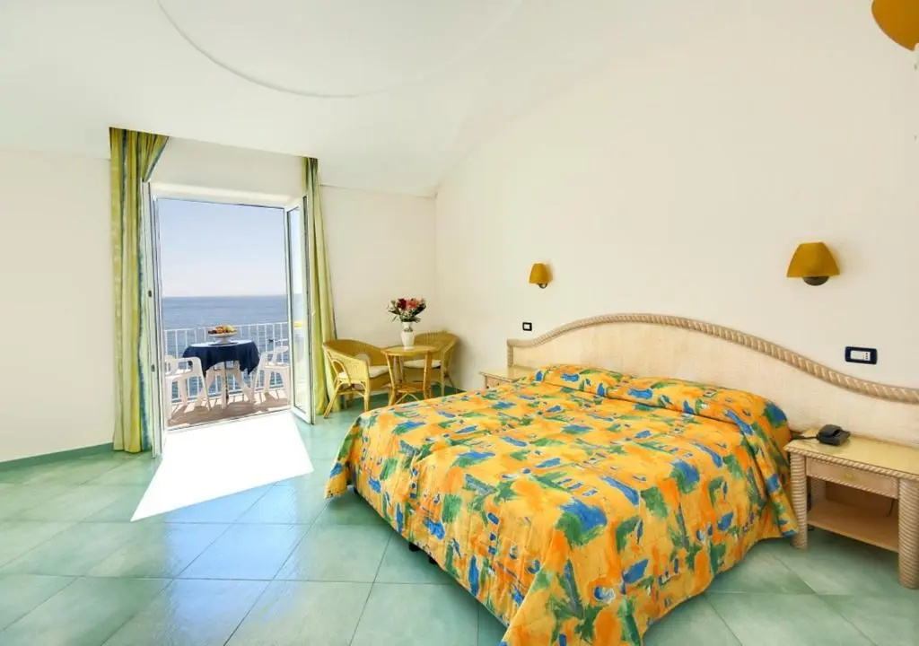 Standard Family room with sea view