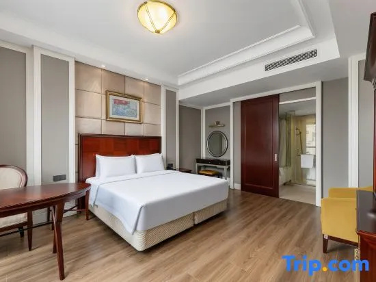 2 Bedrooms Standard Quadruple Family room