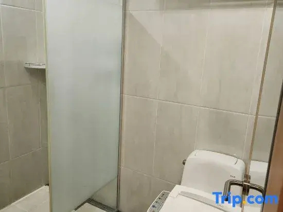 Double Studio with partial view (full double bed)
