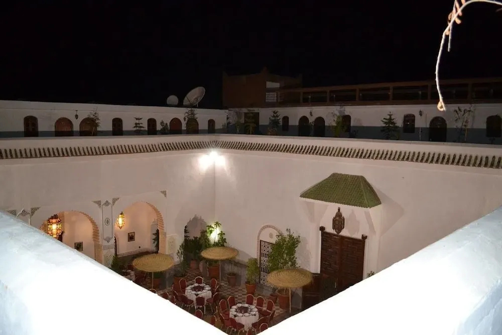 Riad Freija - Général