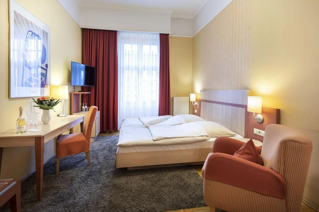 Hotel photo 10