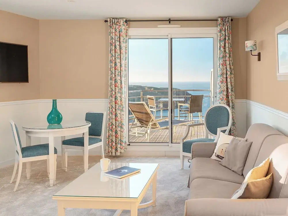 Prestige Suite