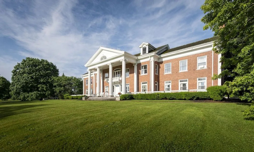 White Springs Manor a Belhurst Property