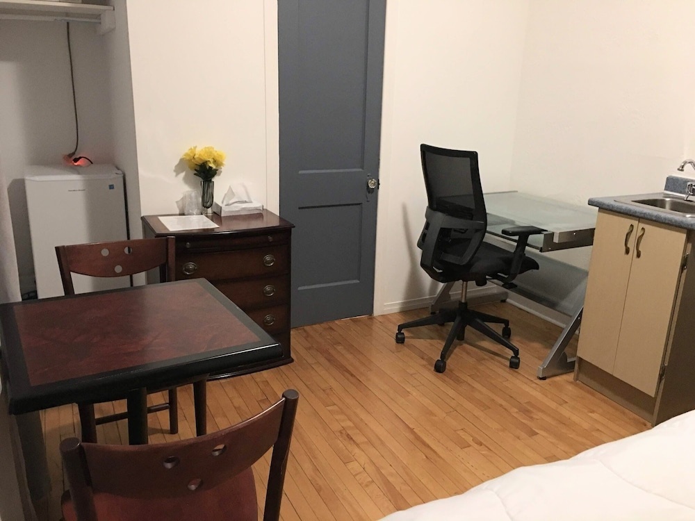 Hotel Mini — 3
