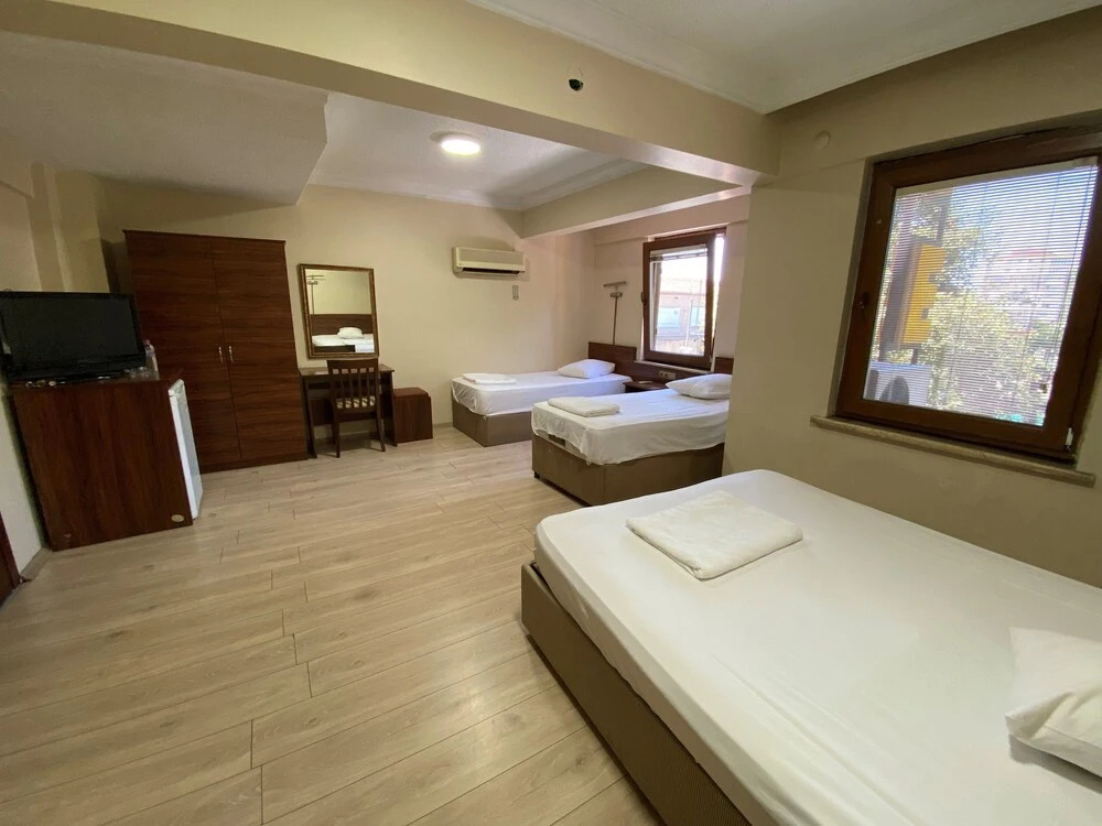 Triple room