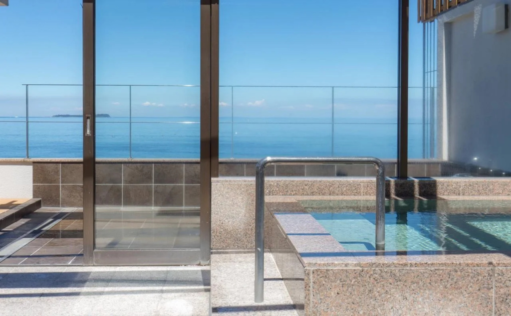 Balcony & Terrace