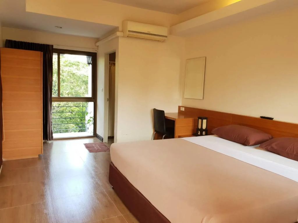 Standard Double room (full double bed)
