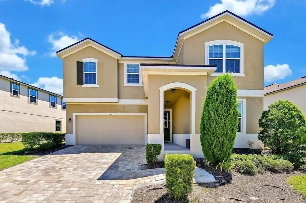 Ideal for Groups - 9br, 6BA Private Pool!