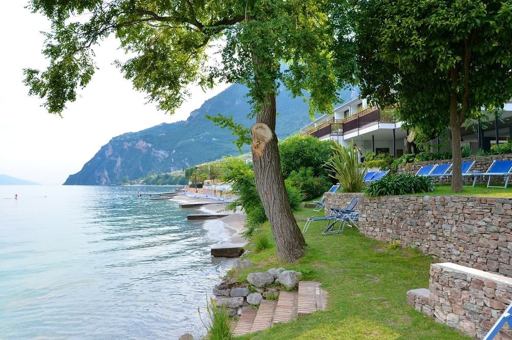 gallery_image_hidden_36