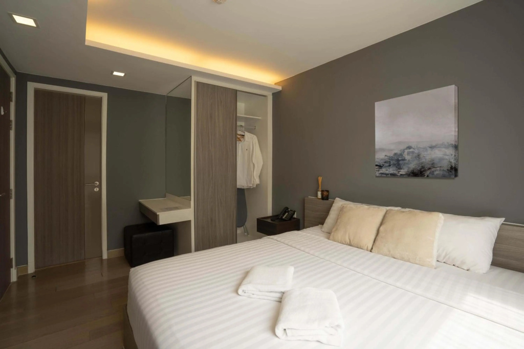 Dazzle Residence — 2