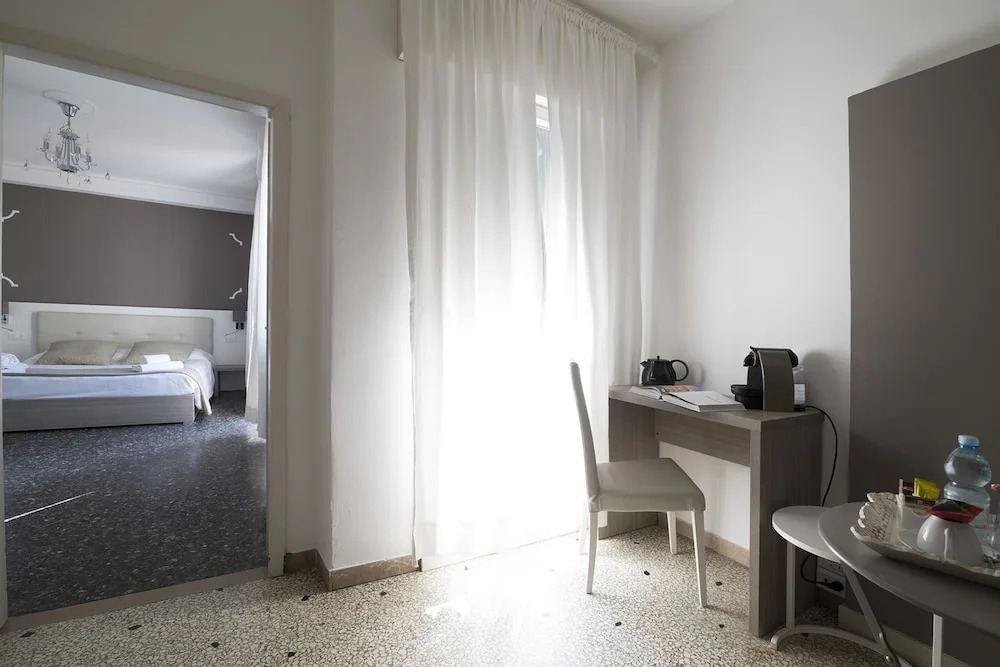 Трёхместный номер Standard в Al Portico Guest House Venezia