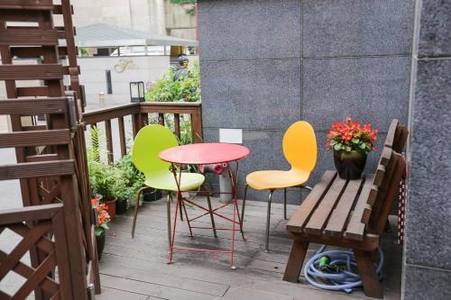 Balcony & Terrace