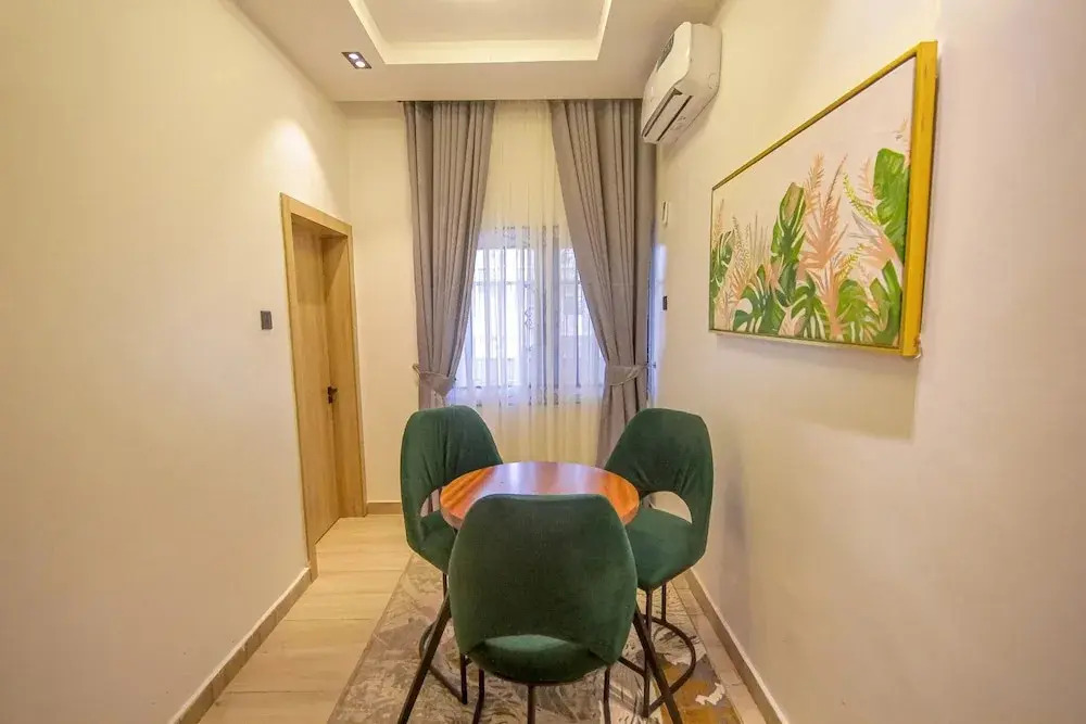 Tranquil Oasis in Benin City by bnj Luxury — фото 6