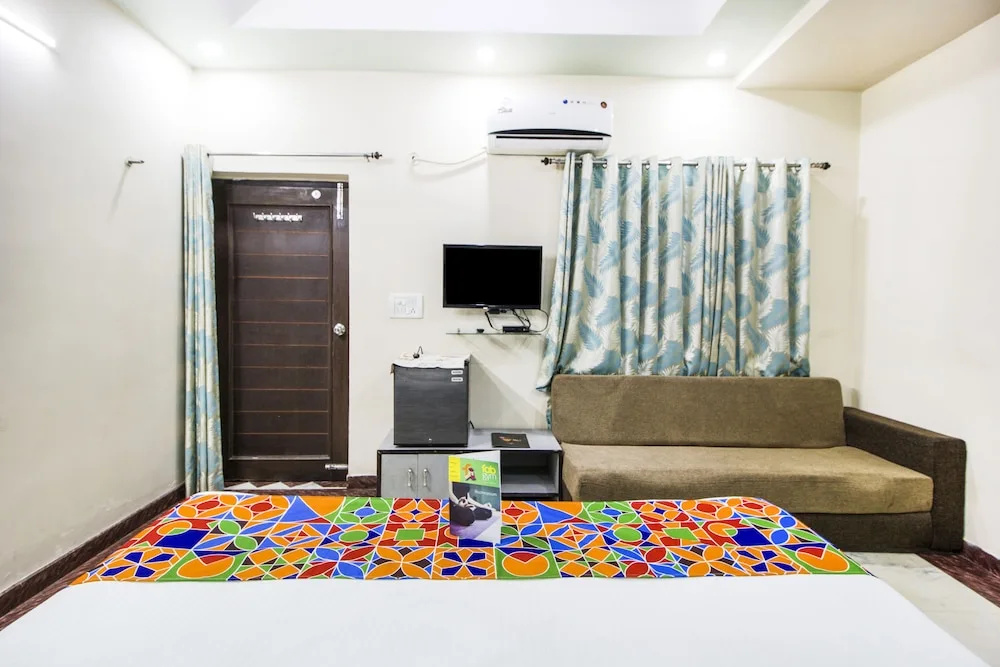 FabHotel Queen Palace - Chambres