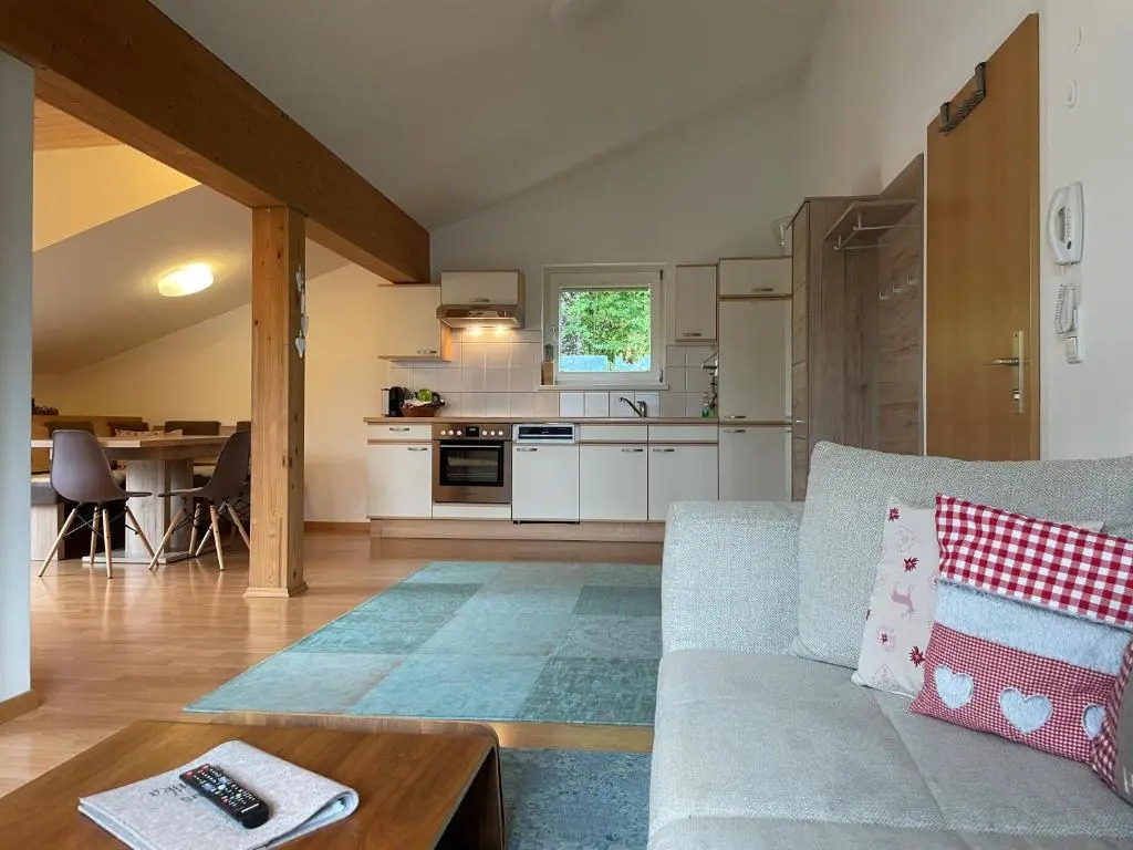 2 Bedrooms Apartment