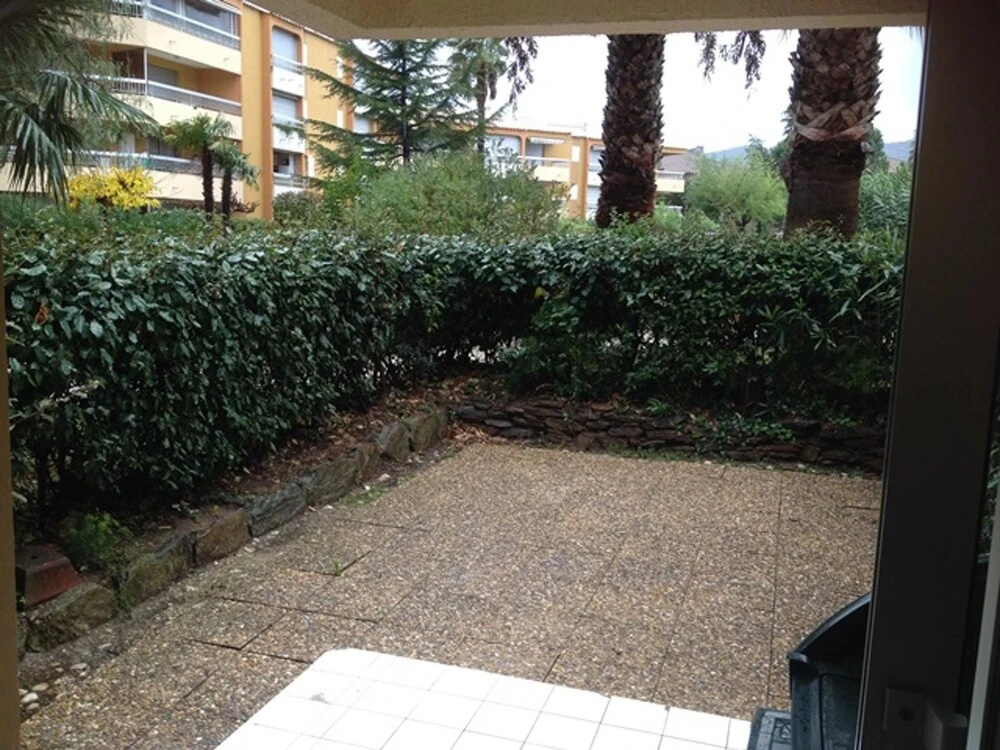 Apartment With one Bedroom in Le Lavandou, With Pool Access and Enclos