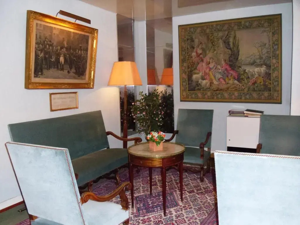 Hotel photo 12