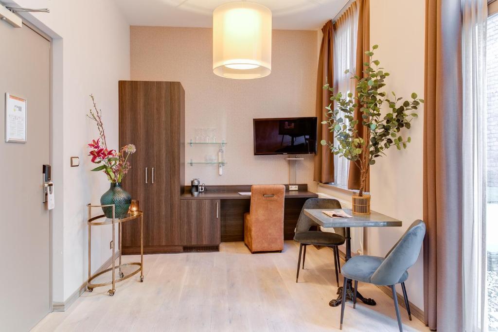 Brasss Hotel Suites by null