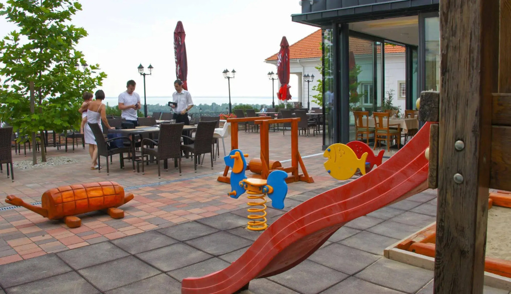 Zenit Hotel Balaton - фото 9