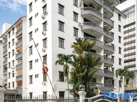 3-Bedroom Stay at Macalister Road & Georgetown, Noble Villa Penang