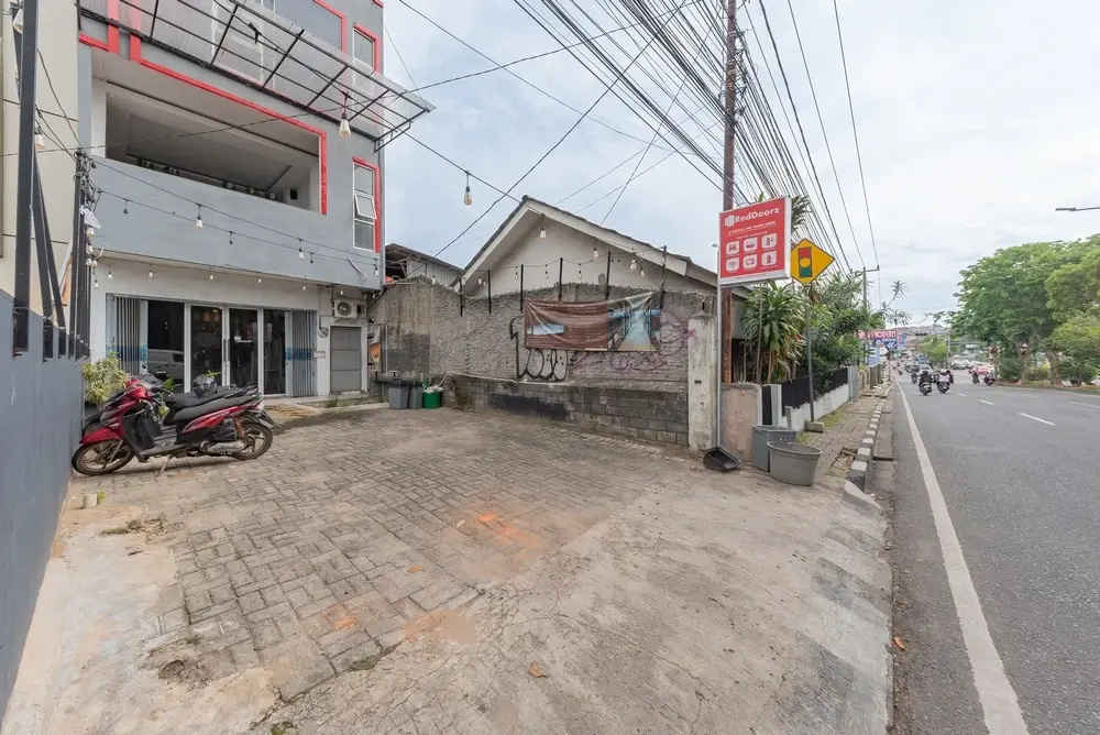 RedDoorz @ Capsule Inn Teuku Umar
