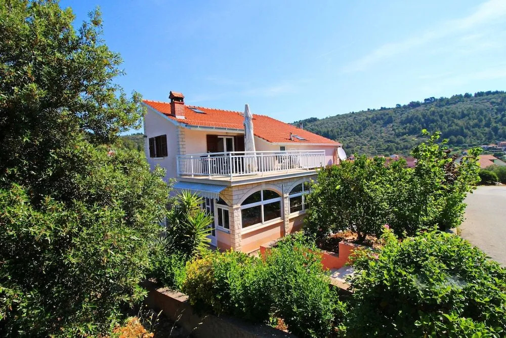 Apartment Maja