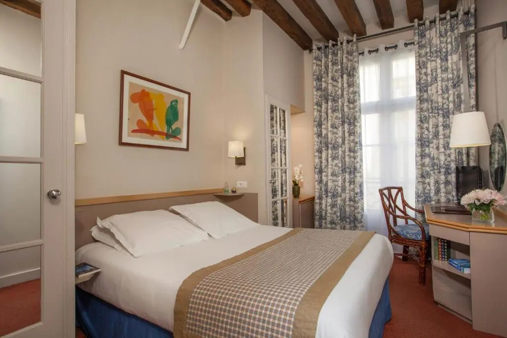 Superior Double room (full double bed)