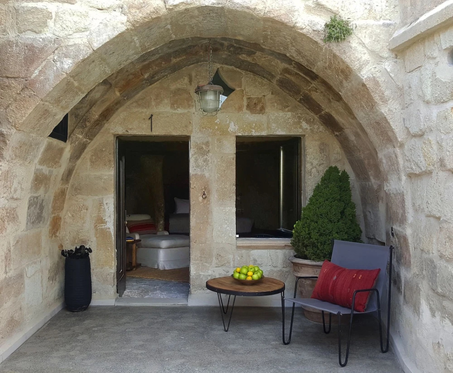 Deluxe Double room with balcony (full double bed)