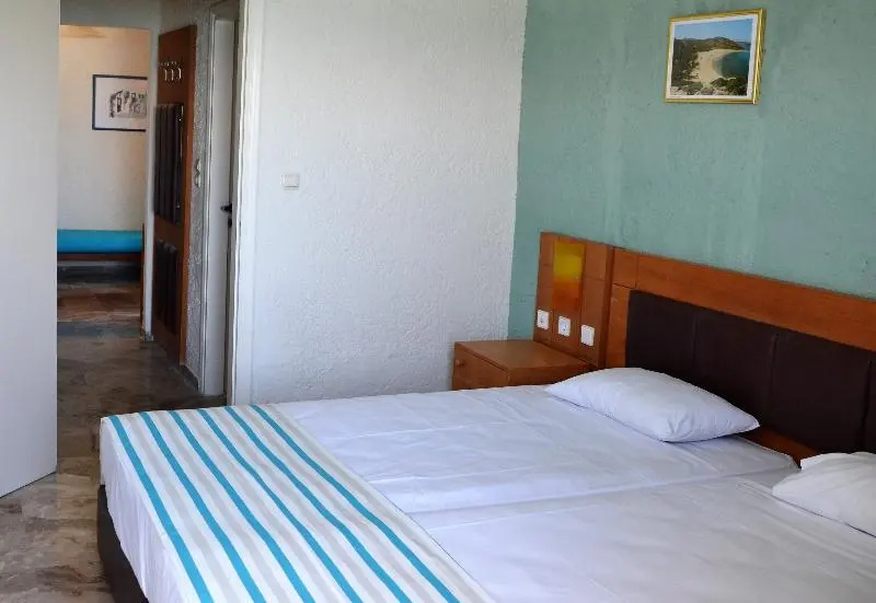 Sunset Beach Hotel - Chambres