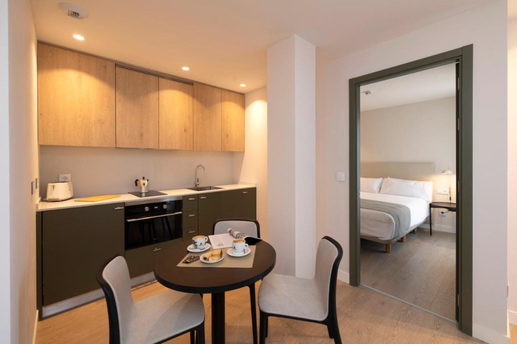 Hotel H4 Cangas — 5