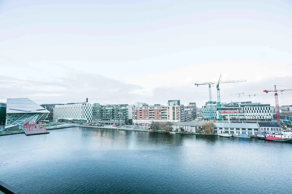 Grand Canal Square Apartments