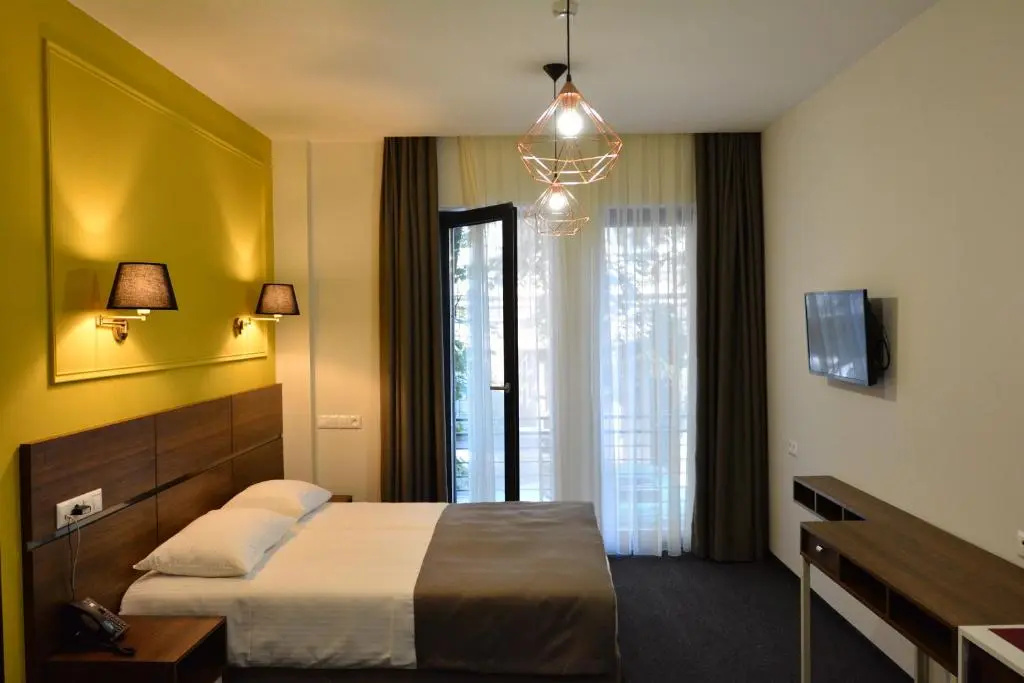 Standard Double room (full double bed)