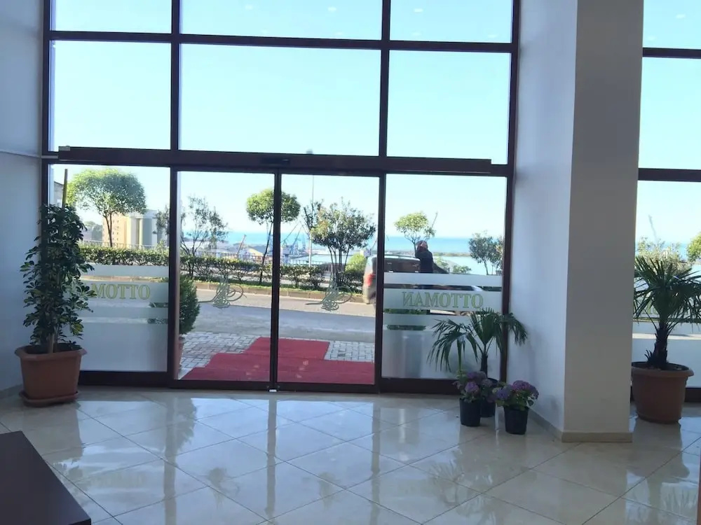 Hotel photo 12