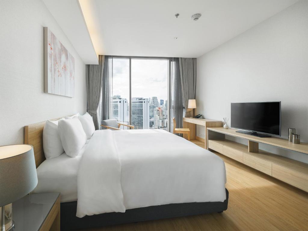 Апартаменты Executive с 2 комнатами в Oakwood Suites Bangkok