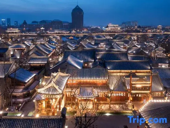 Mingshui Ancient City Zhaobi Inn