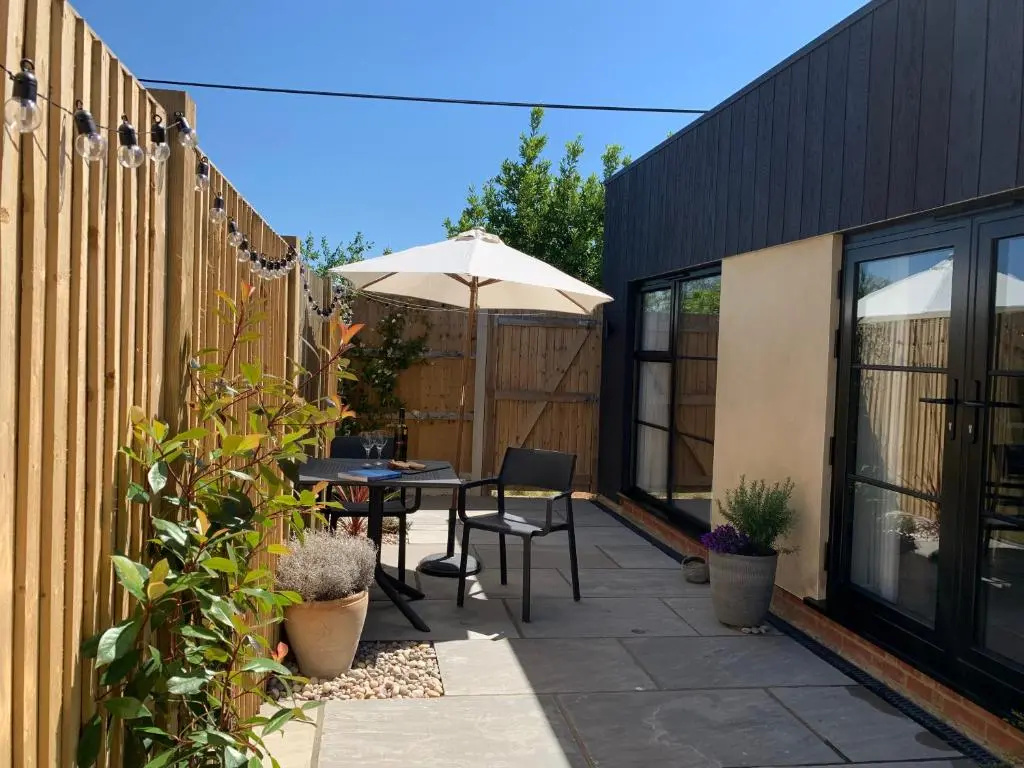 The Burrow at Tankerton (Adults Only)