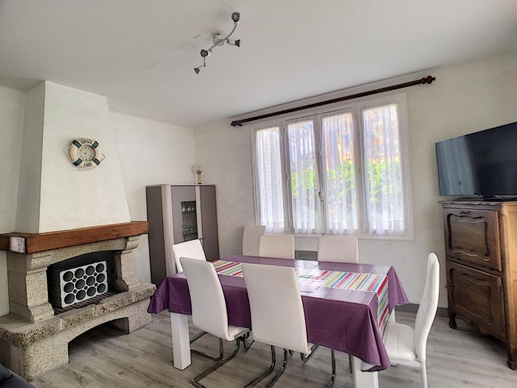 Maison Jullouville, 3 pièces, 4 personnes - FR-1-361-34