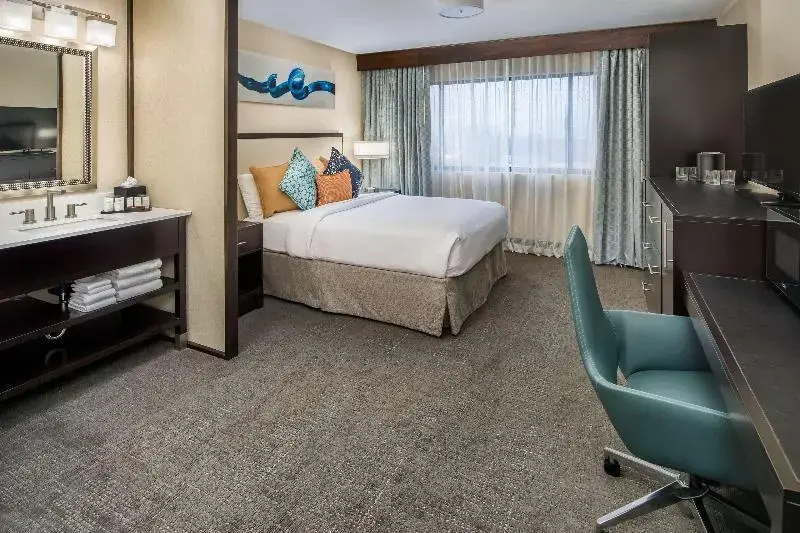 Embassy Suites by Hilton Seattle Tacoma International Airport - Chambres