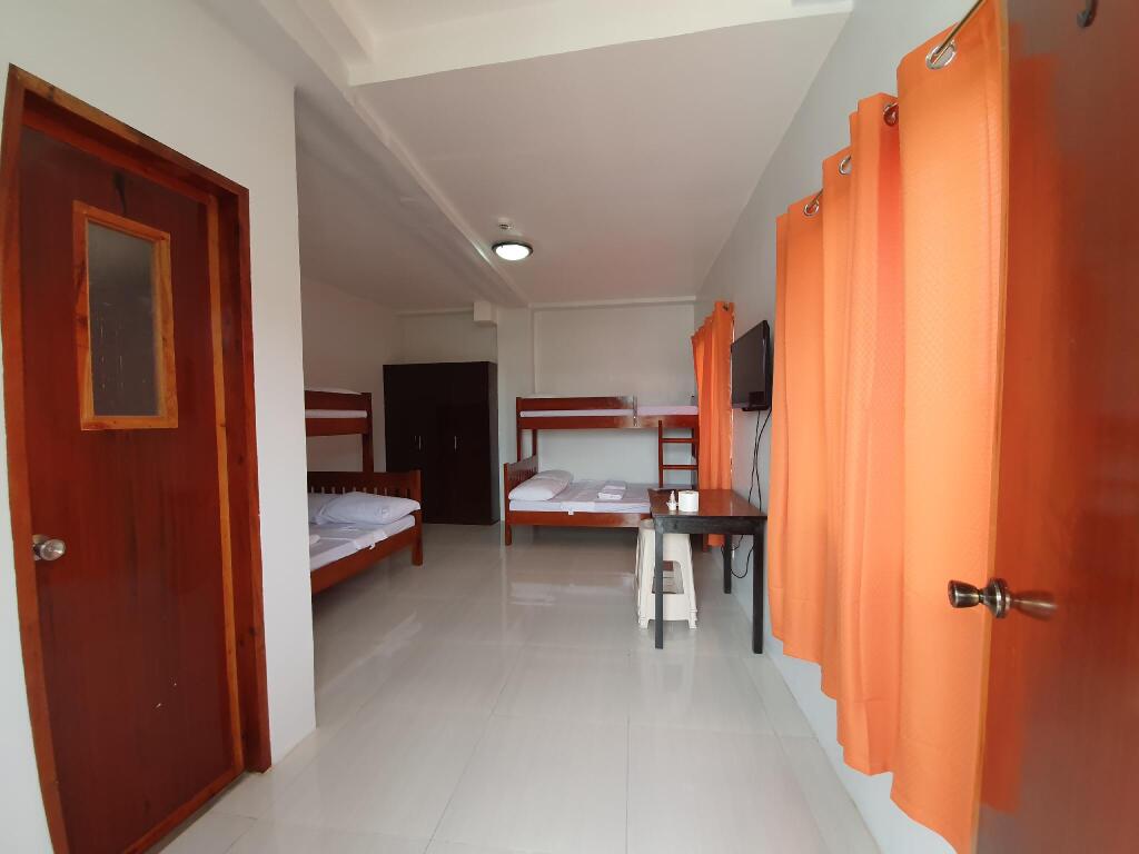 Lufian Dormitel Backpackers Inn