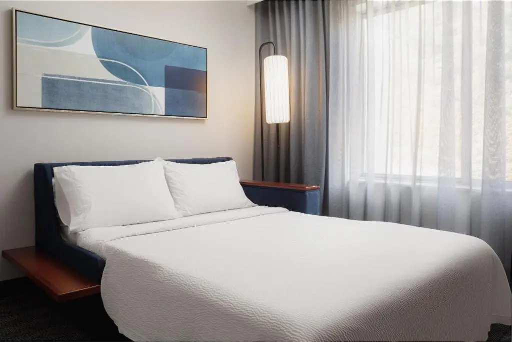 Double Suite (full double bed)