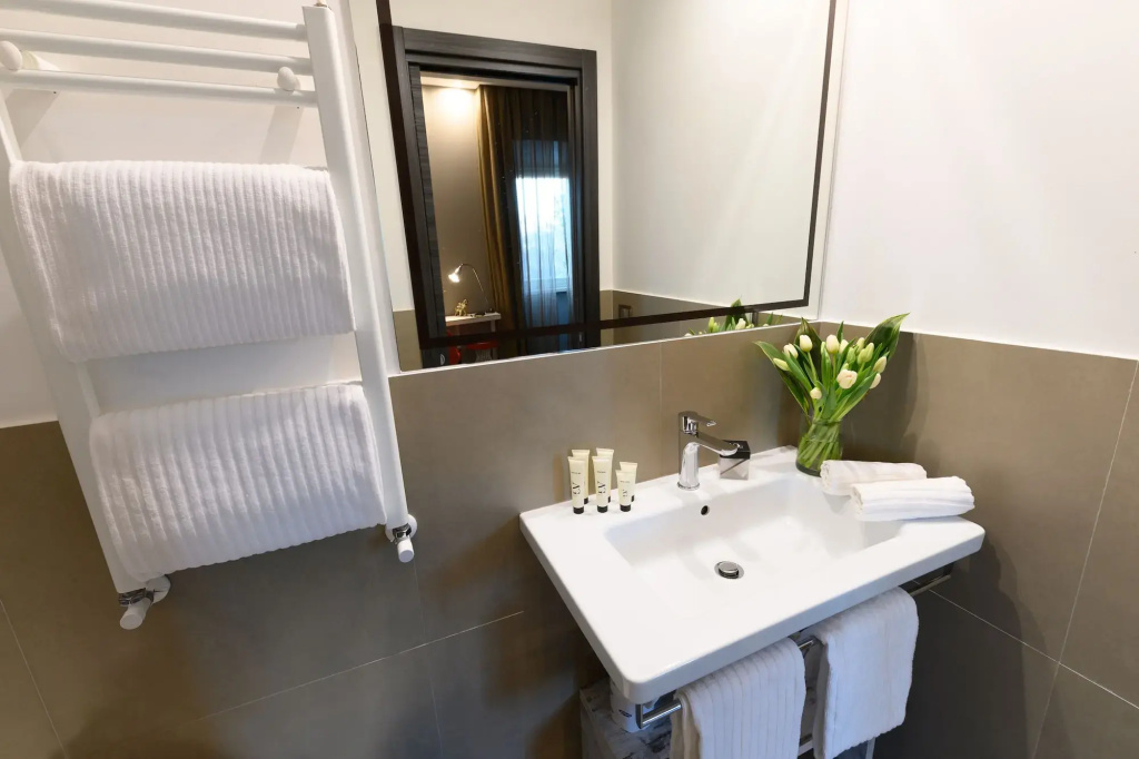 Hotel photo 8