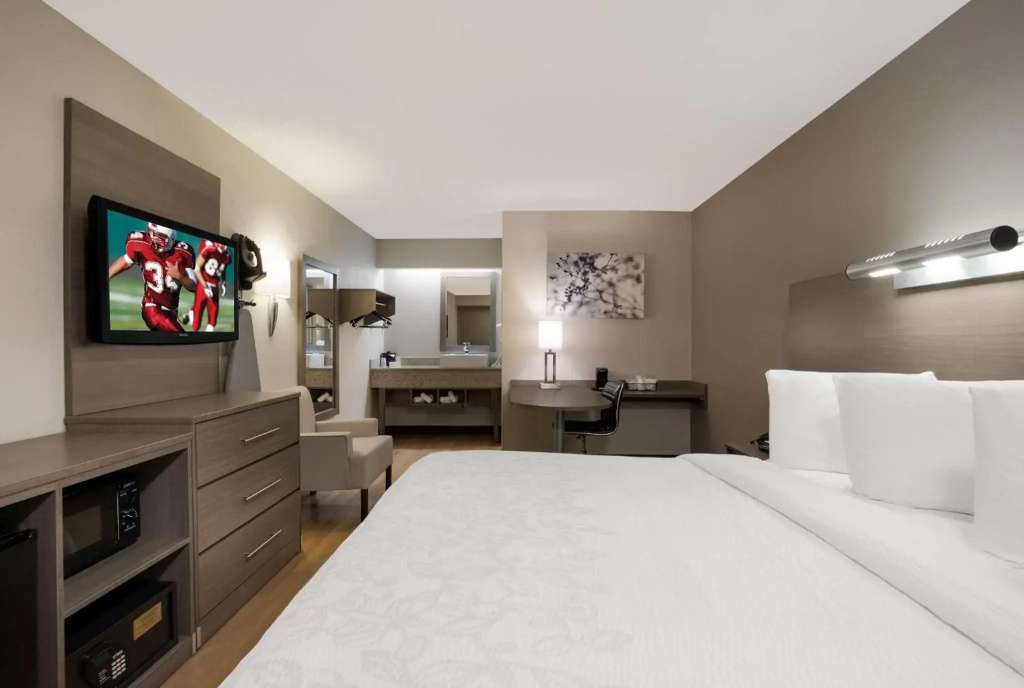 Red Roof Inn PLUS+ Chicago - Naperville - фото 27