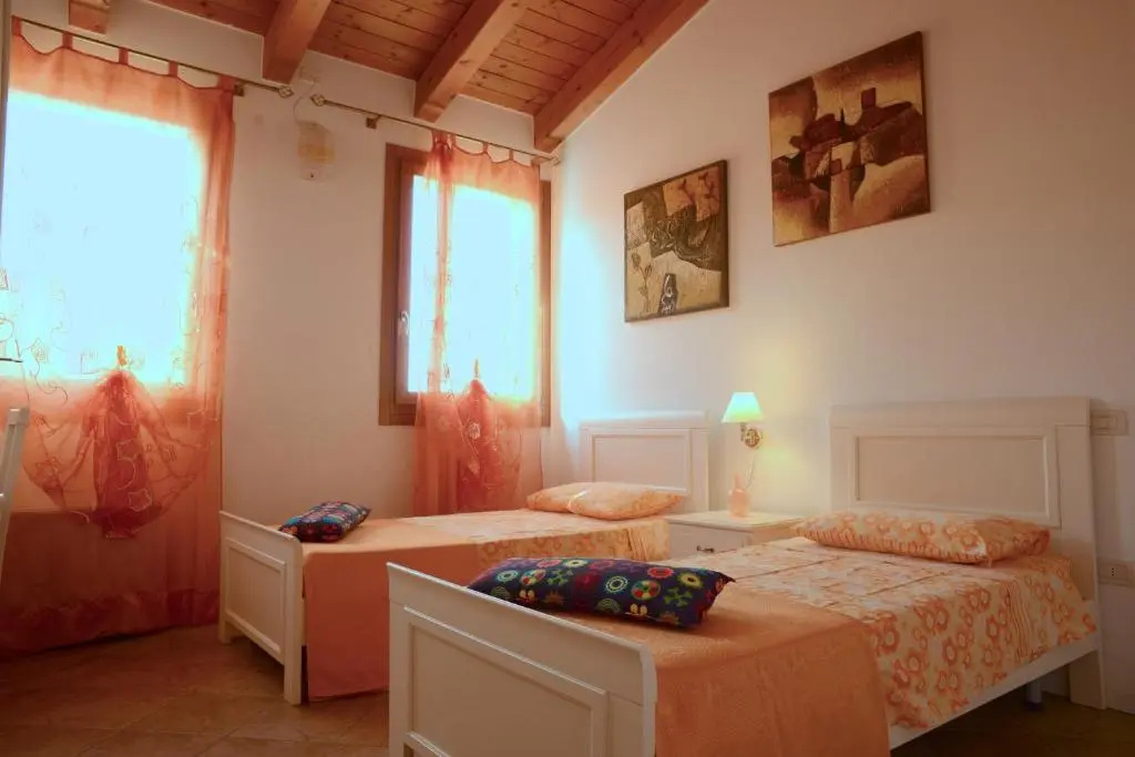 Standard Double room (twin beds)