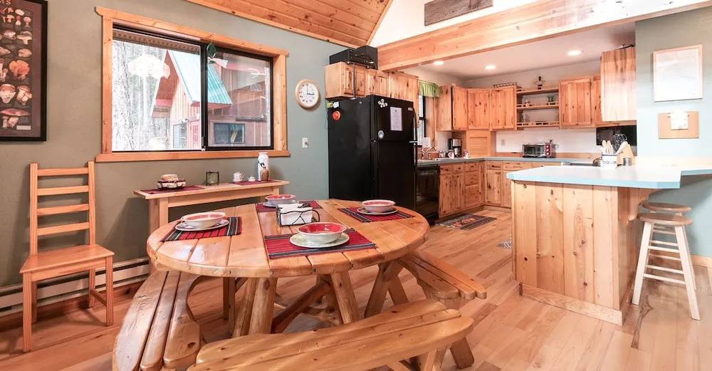 River Road Retreat Apartment 3 NW Comfy Cabins - фото 18