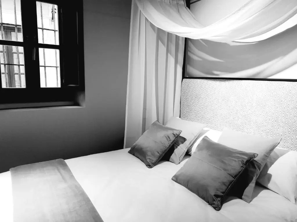Superior Double room (full double bed)