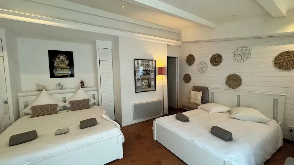 Standard Family room