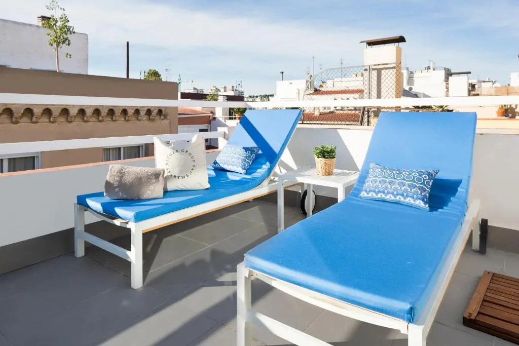 Sitges Group Blue and White - Chambres