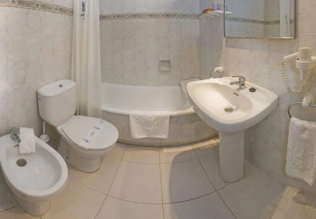 Hotel GHT Neptuno Tossa & Venus SPA - Général