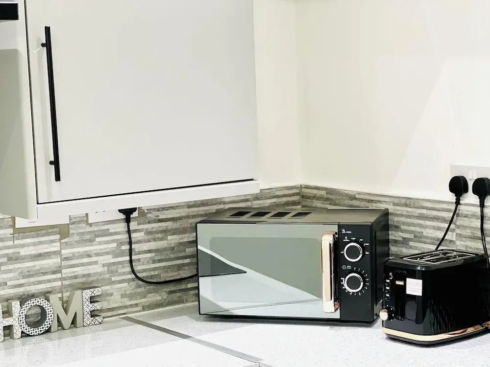 Stylish Spacious 1Bd Apt-kingbed-10min Heaton Park - фото 14