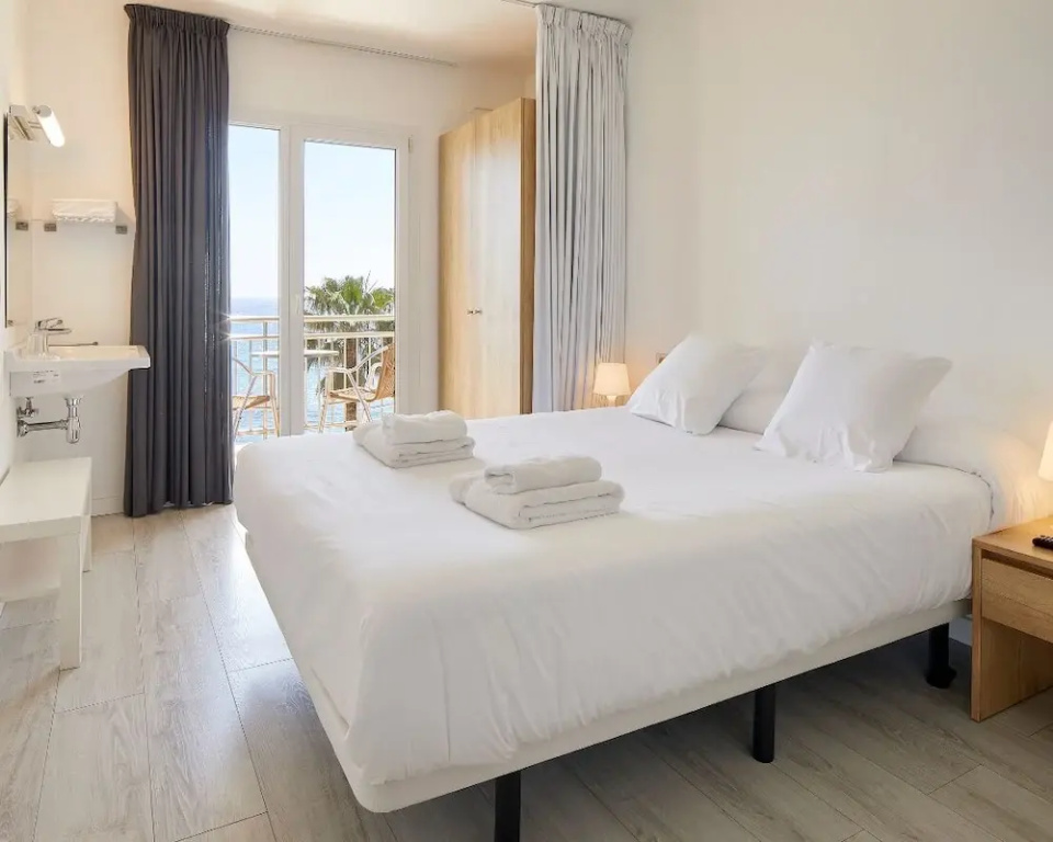 Standard room with view